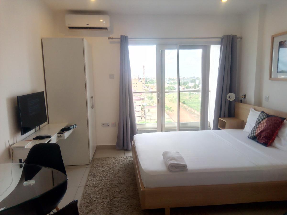 The Gallery Premier Suites Accra Exterior photo