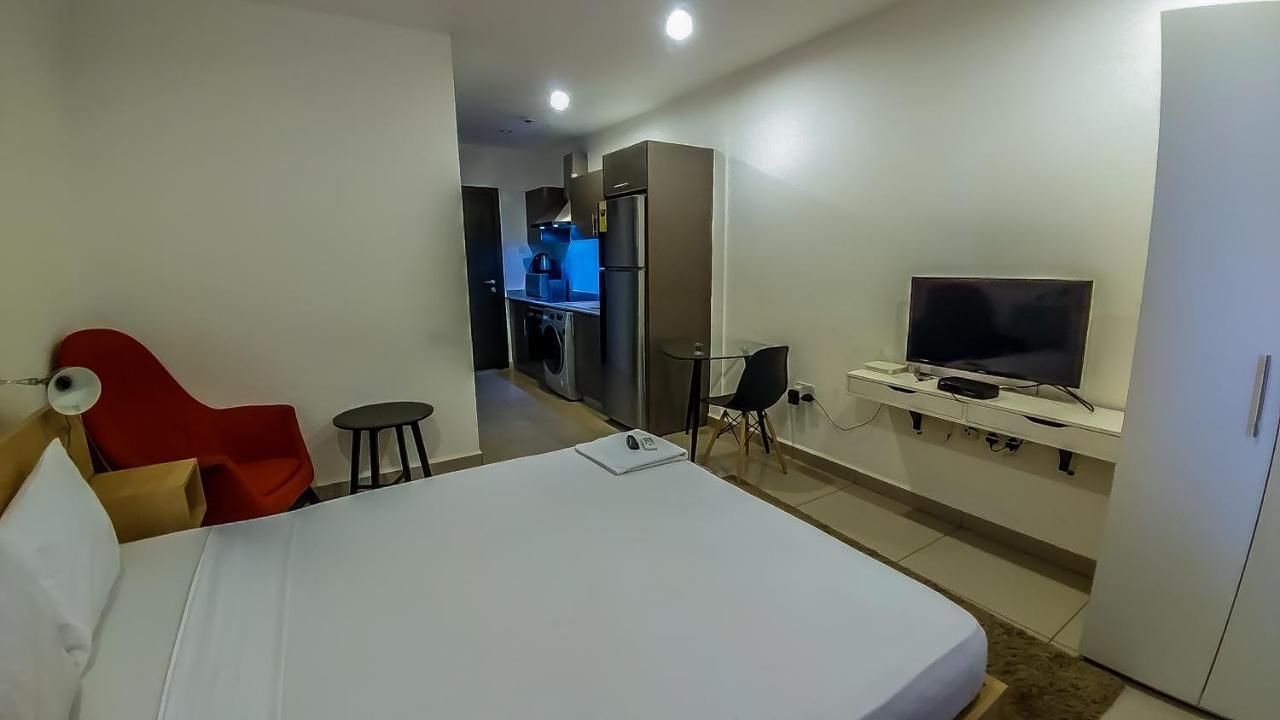 The Gallery Premier Suites Accra Exterior photo